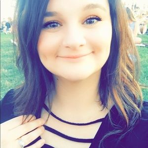 Meet your Posher, Christina